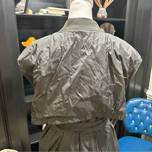 Liberzen Green Full Zip Mini Dress Size 6 NWOT - Picture 6 of 16